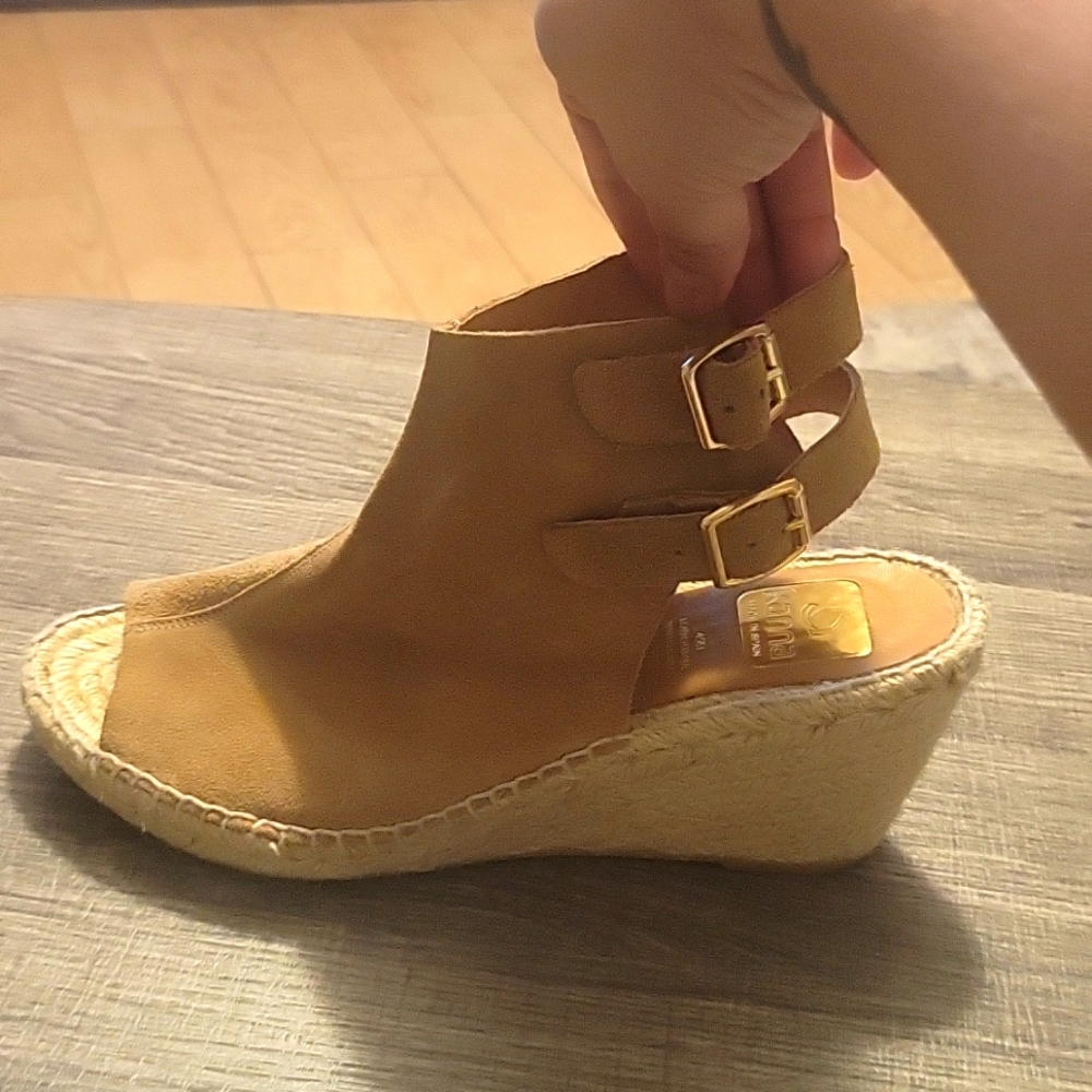 Woman wedge shoes